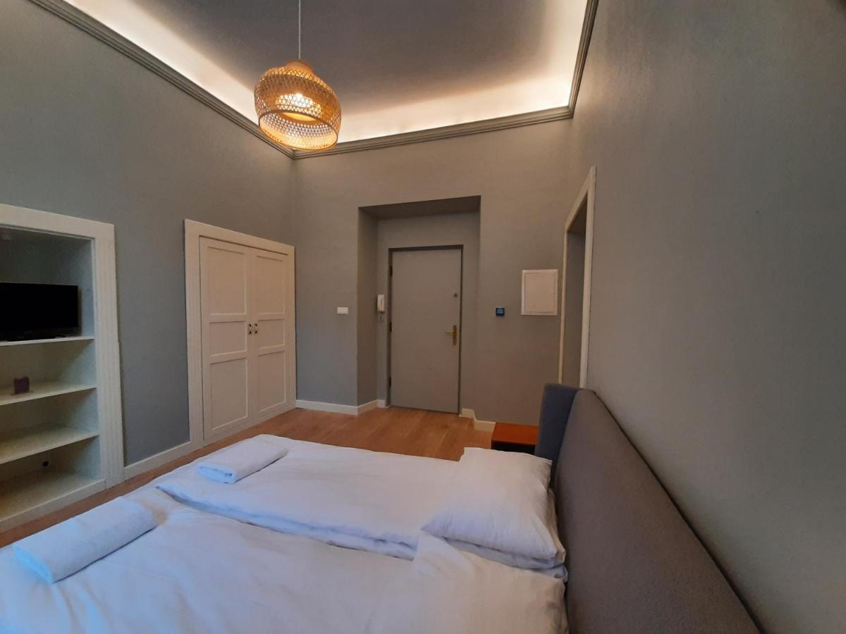 Florianska Gate Luxury Apartments Krakow Exterior photo